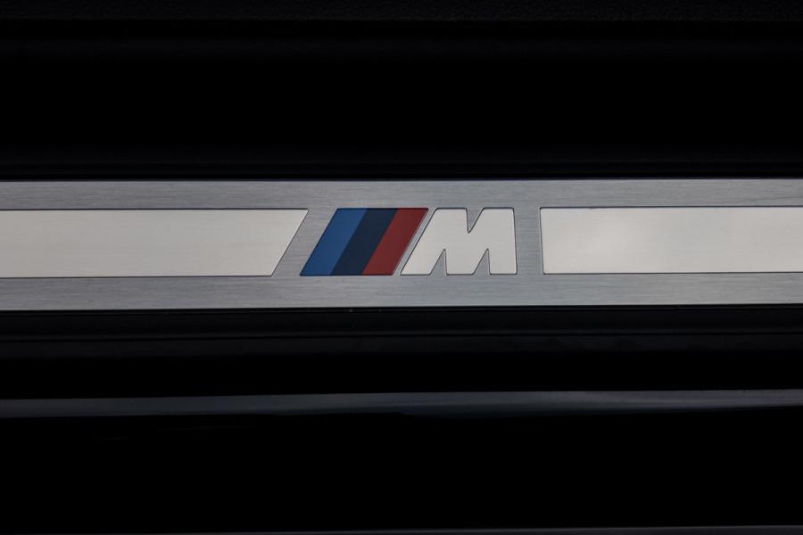 BMW 2 Serie Coupé 218i | HUD | H&K |M-Pakket