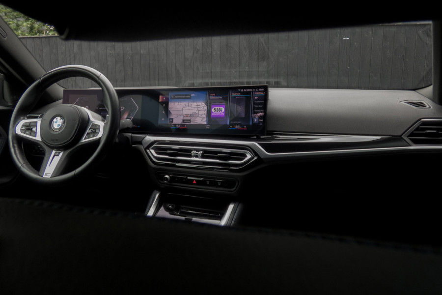 BMW 2 Serie Coupé 218i | HUD | H&K |M-Pakket