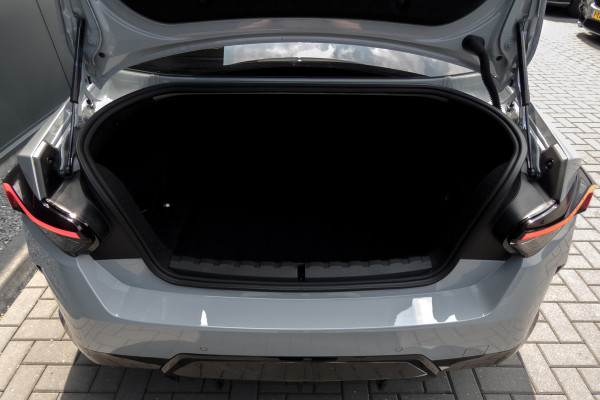 BMW 2 Serie Coupé 218i | HUD | H&K |M-Pakket