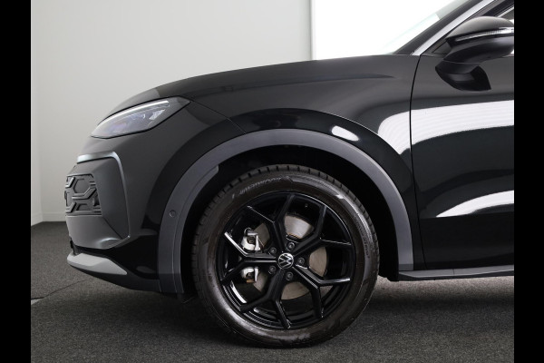 Volkswagen T-Roc 1.5 eTsi Life First Edition 115PK DSG | Beschikbaar vanaf 3-7-2026 |Verlengde garantie | 18" Lm velgen | Stoel- en stuurverwarming |