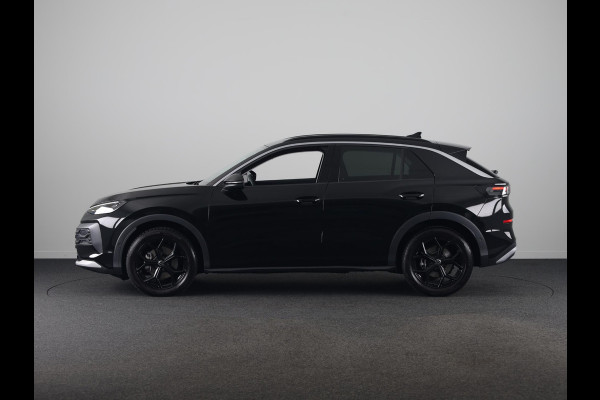 Volkswagen T-Roc 1.5 eTsi Life First Edition 115PK DSG | Beschikbaar vanaf 3-7-2026 |Verlengde garantie | 18" Lm velgen | Stoel- en stuurverwarming |