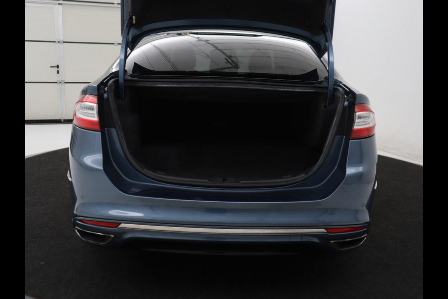Ford Mondeo 2.0 IVCT HEV Vignale | Navigatie | Stoelverwarming | Cruise Control | Carplay | Climate control | Leer | Automaat