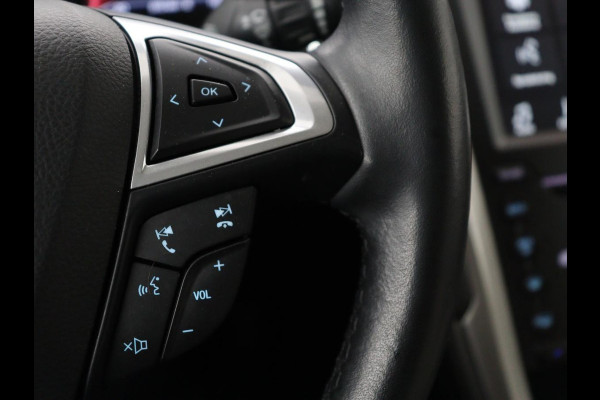 Ford Mondeo 2.0 IVCT HEV Vignale | Navigatie | Stoelverwarming | Cruise Control | Carplay | Climate control | Leer | Automaat