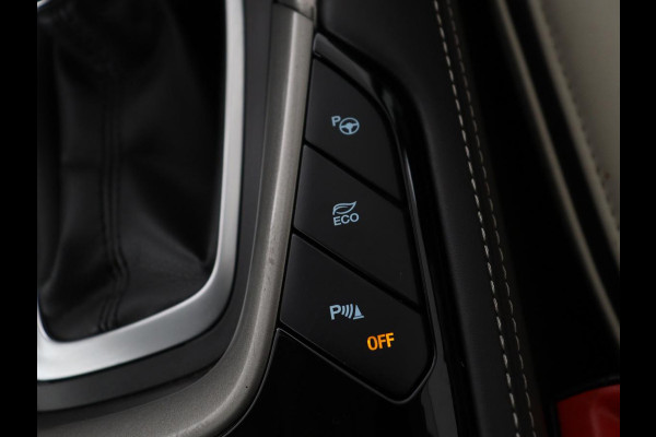 Ford Mondeo 2.0 IVCT HEV Vignale | Navigatie | Stoelverwarming | Cruise Control | Carplay | Climate control | Leer | Automaat
