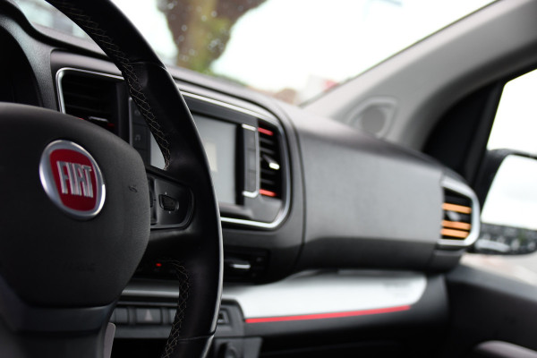 Fiat Scudo 2.0 MultiJet L3H1 PB Edition Camera, Cruise, Carplay, LED, Automaat, 177pk, Multimedia, Trekhaak, Sensoren, Uniek!