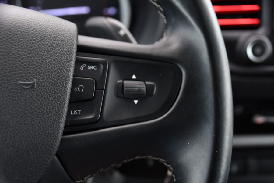 Fiat Scudo 2.0 MultiJet L3H1 PB Edition Camera, Cruise, Carplay, LED, Automaat, 177pk, Multimedia, Trekhaak, Sensoren, Uniek!