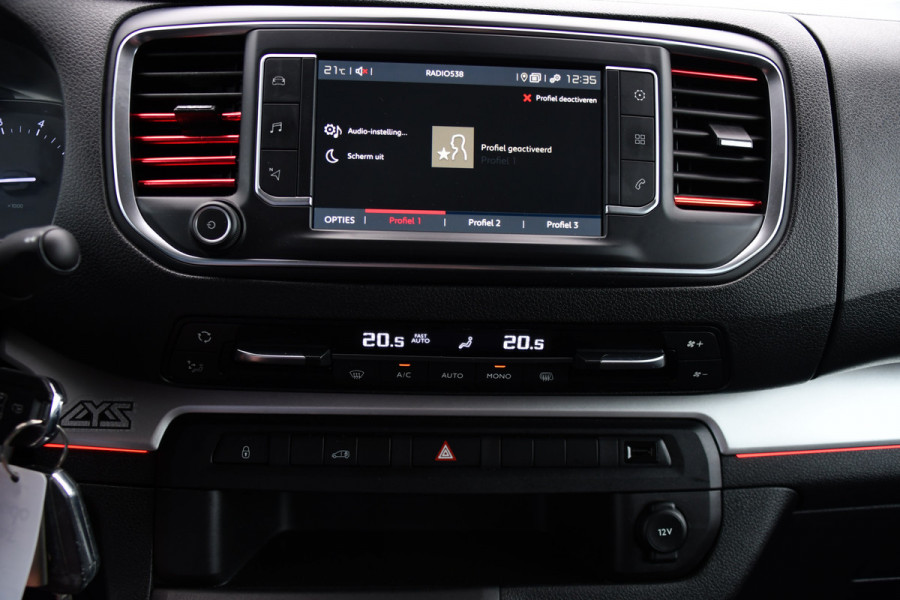 Fiat Scudo 2.0 MultiJet L3H1 PB Edition Camera, Cruise, Carplay, LED, Automaat, 177pk, Multimedia, Trekhaak, Sensoren, Uniek!