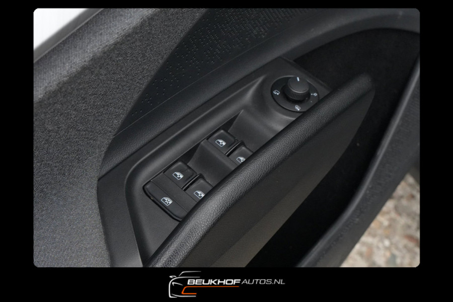 Škoda ENYAQ iV 60 Leer Carplay Trekhaak Pano Soh 91.5% Cam