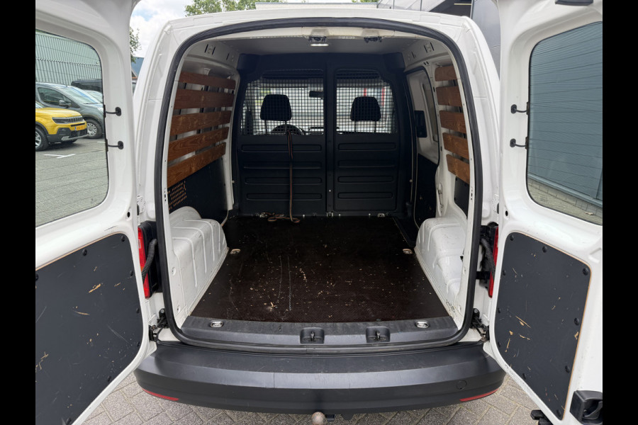 Volkswagen Caddy 2.0 TDI L1H1 Business (Trekhaak - Lichtmetalen velgen - Airco - Zijschuifdeur - Houten vloer - Lat om Lat - Ramen in achterdeur