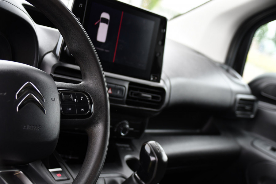 Citroën Berlingo 1.5 BlueHDI Black Edition Cruise, Carplay, Sensoren, 102pk, Multimedia, Trekhaak, Keyless, Uniek!