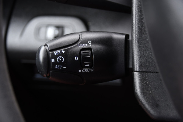 Citroën Berlingo 1.5 BlueHDI Black Edition Cruise, Carplay, Sensoren, 102pk, Multimedia, Trekhaak, Keyless, Uniek!