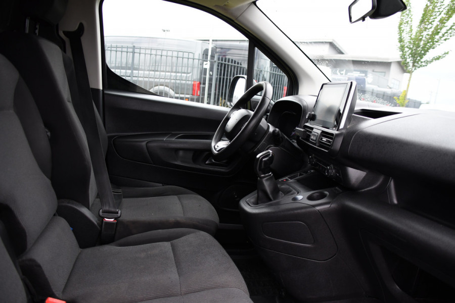 Citroën Berlingo 1.5 BlueHDI Black Edition Cruise, Carplay, Sensoren, 102pk, Multimedia, Trekhaak, Keyless, Uniek!