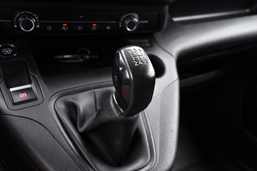 Citroën Berlingo 1.5 BlueHDI Black Edition Cruise, Carplay, Sensoren, 102pk, Multimedia, Trekhaak, Keyless, Uniek!
