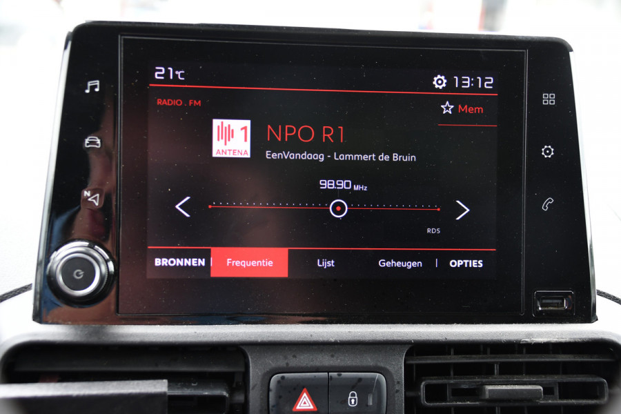 Citroën Berlingo 1.5 BlueHDI Black Edition Cruise, Carplay, Sensoren, 102pk, Multimedia, Trekhaak, Keyless, Uniek!