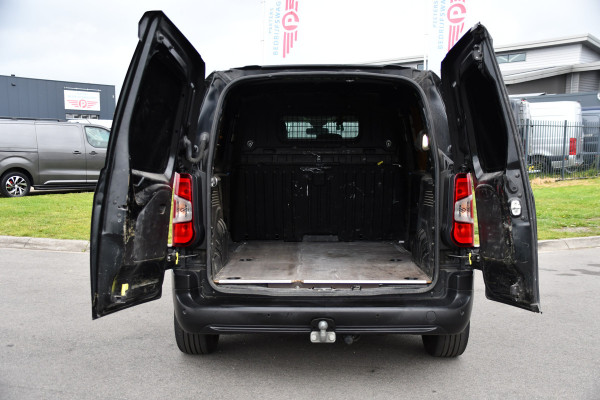 Citroën Berlingo 1.5 BlueHDI Black Edition Cruise, Carplay, Sensoren, 102pk, Multimedia, Trekhaak, Keyless, Uniek!