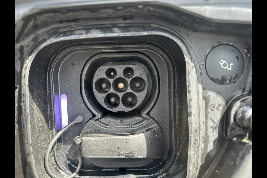 Volvo C40 Recharge Core 69 kWh SOH 91% | CLIMATE PACK | 3 FASE | ACHTERUIT RIJ CAMERA | ELEK. ACHTERKLEP | CRUISE CONTROL | PANO | 12 MND BOVAG GARANTIE | KEYLESS | DODE HOEK |