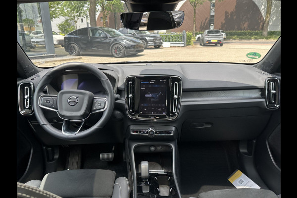 Volvo C40 Recharge Core 69 kWh SOH 91% | CLIMATE PACK | 3 FASE | ACHTERUIT RIJ CAMERA | ELEK. ACHTERKLEP | CRUISE CONTROL | PANO | 12 MND BOVAG GARANTIE | KEYLESS | DODE HOEK |