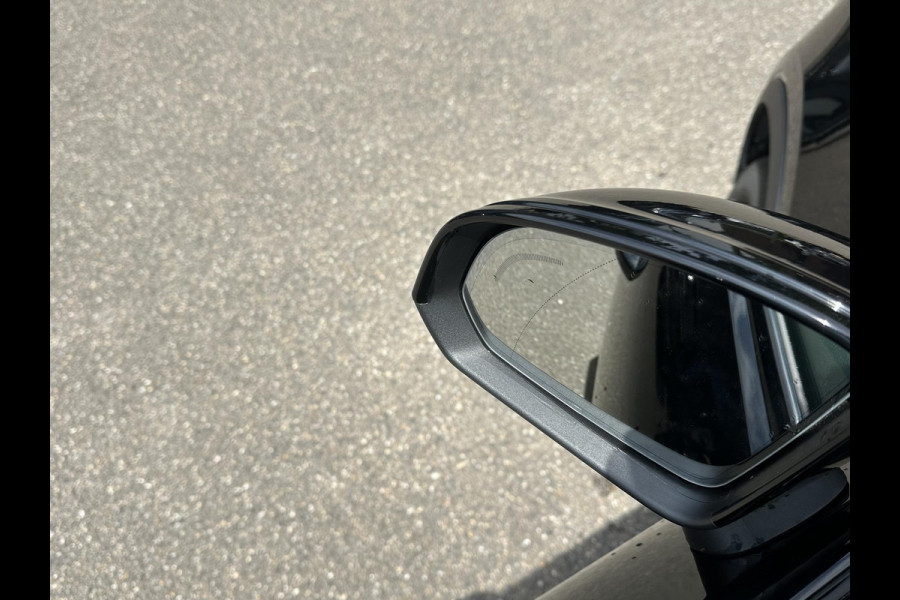 Volvo C40 Recharge Core 69 kWh SOH 91% | CLIMATE PACK | 3 FASE | ACHTERUIT RIJ CAMERA | ELEK. ACHTERKLEP | CRUISE CONTROL | PANO | 12 MND BOVAG GARANTIE | KEYLESS | DODE HOEK |