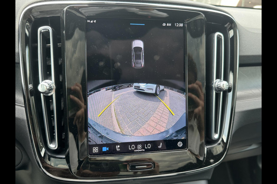 Volvo C40 Recharge Core 69 kWh SOH 91% | CLIMATE PACK | 3 FASE | ACHTERUIT RIJ CAMERA | ELEK. ACHTERKLEP | CRUISE CONTROL | PANO | 12 MND BOVAG GARANTIE | KEYLESS | DODE HOEK |