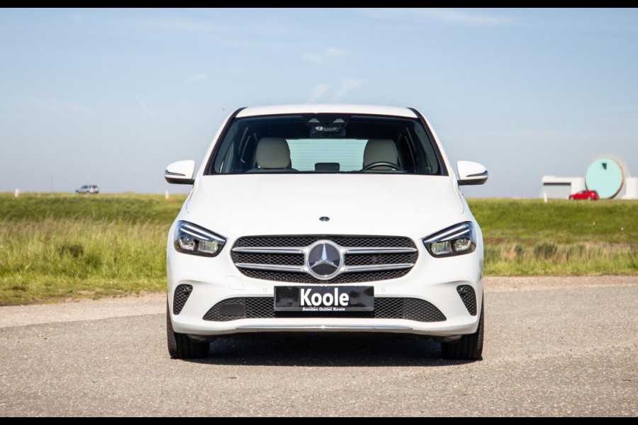 Mercedes-Benz B-Klasse 250 e Business Solution Luxury Limited CARPLAY / AMBILIGHT / STOELVERWARMING / CAMERA / DEALER ONDERHOUDEN