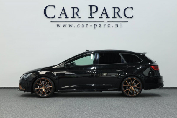 Seat Leon ST 2.0 TSI 4DRIVE CUPRA R 300+PK LED/CARBON/VIRTUAL/SFEER/PANO/ALCANTARA+S.VERWARMING/19" LMV/CAM/ACC/12 MND GARANTIE!
