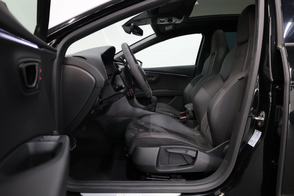 Seat Leon ST 2.0 TSI 4DRIVE CUPRA R 300+PK LED/CARBON/VIRTUAL/SFEER/PANO/ALCANTARA+S.VERWARMING/19" LMV/CAM/ACC/12 MND GARANTIE!