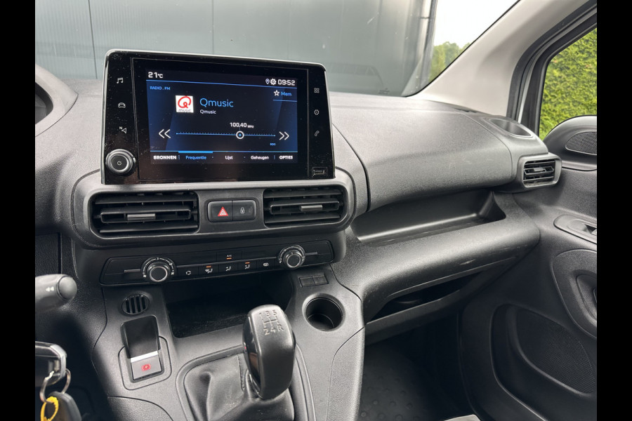 Peugeot Partner 1.5 BlueHDI 102 PK / L2H1 / TREKHAAK / 3 ZITS / CRUISE / AIRCO / APPLE CARPLAY / ANDROID AUTO