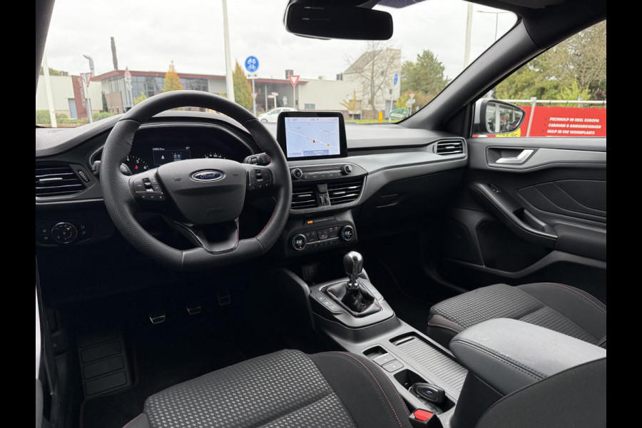 Ford Focus 1.0 EcoBoost Hybrid ST Line Style WINTER PACKAGE | CAMERA | TREKHAAK AFNEEMBAAR | NL AUTO |