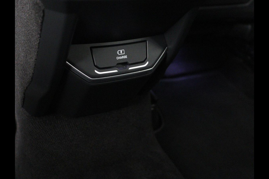 Lynk & Co 01 1.5 SOH 90.1 | Panoramadak | Trekhaak | Infinity by harman | Adaptive cruise | Full LED | Carplay | Camera | Sfeerverlichting | Dodehoek detectie |