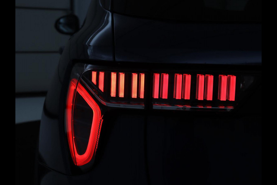 Lynk & Co 01 1.5 SOH 90.1 | Panoramadak | Trekhaak | Infinity by harman | Adaptive cruise | Full LED | Carplay | Camera | Sfeerverlichting | Dodehoek detectie |
