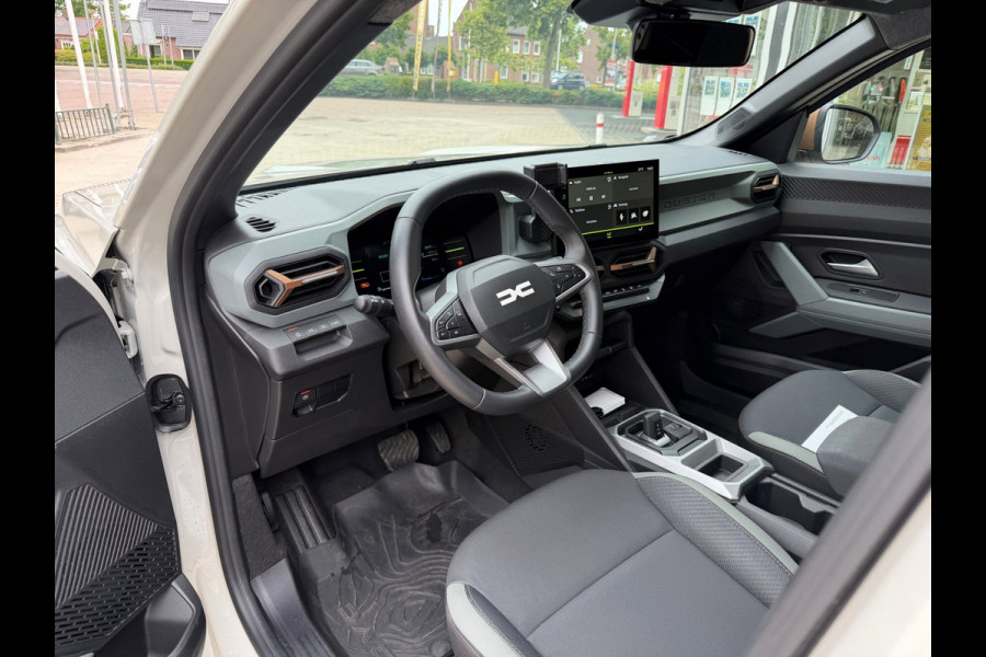 Dacia Duster 1.6 Hybrid 140 Extreme CarPlay / Camera / P-sensoren V&A / LM 18''