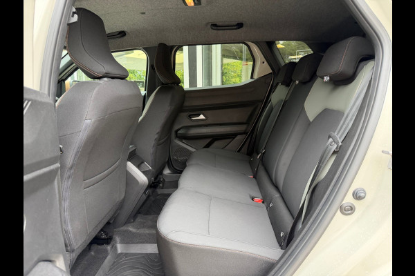 Dacia Duster 1.6 Hybrid 140 Extreme CarPlay / Camera / P-sensoren V&A / LM 18''