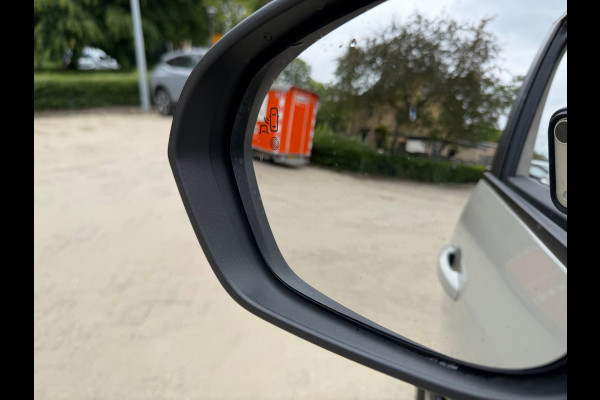 Dacia Duster 1.6 Hybrid 140 Extreme CarPlay / Camera / P-sensoren V&A / LM 18''