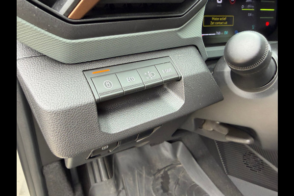 Dacia Duster 1.6 Hybrid 140 Extreme CarPlay / Camera / P-sensoren V&A / LM 18''