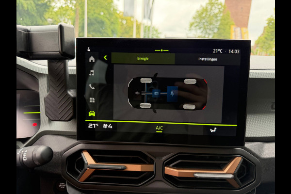 Dacia Duster 1.6 Hybrid 140 Extreme CarPlay / Camera / P-sensoren V&A / LM 18''