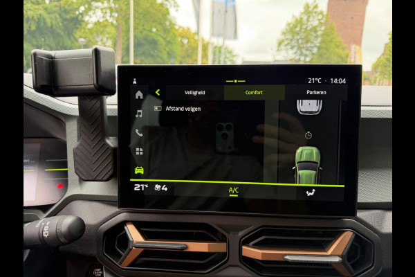 Dacia Duster 1.6 Hybrid 140 Extreme CarPlay / Camera / P-sensoren V&A / LM 18''