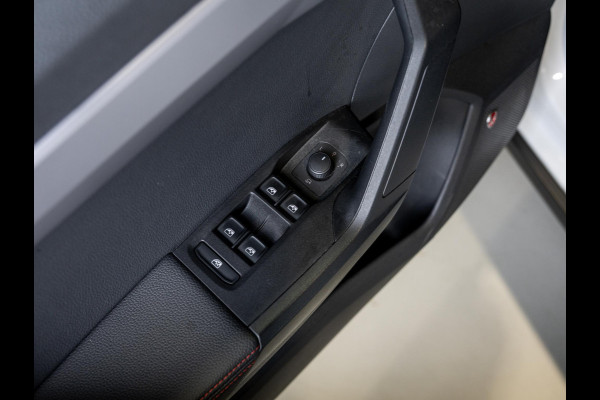 Seat Arona 1.5 TSI EVO FR / 150pk / Beats audio / Adaptieve cruise control / Stoelverwarming / Apple carplay / Virtuele cockpit /