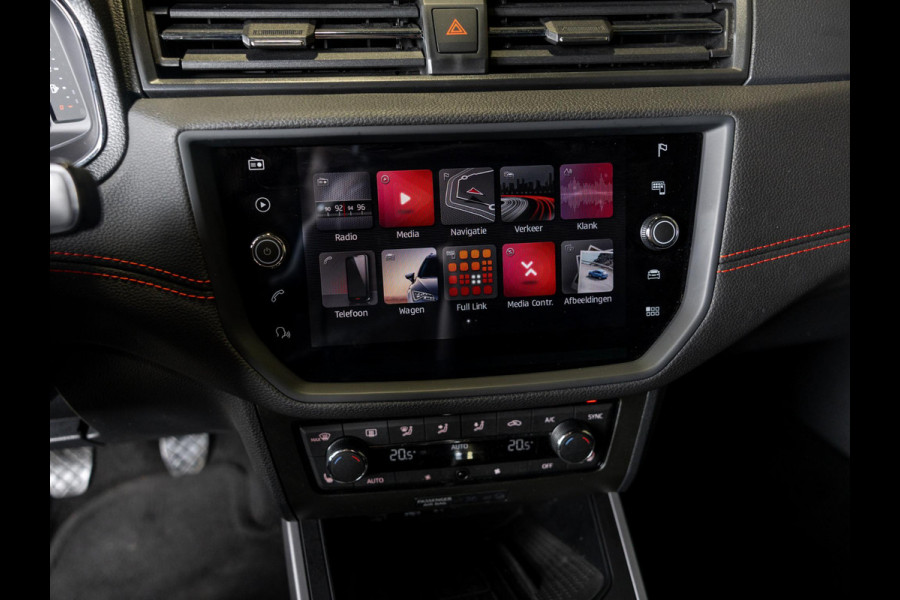 Seat Arona 1.5 TSI EVO FR / 150pk / Beats audio / Adaptieve cruise control / Stoelverwarming / Apple carplay / Virtuele cockpit /