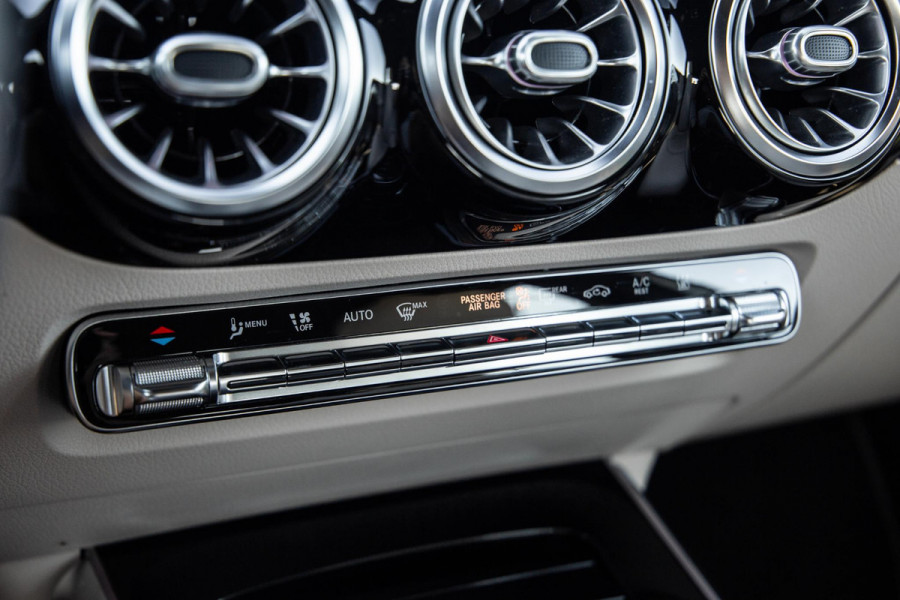 Mercedes-Benz B-Klasse 250 e Business Solution Luxury Limited CARPLAY / AMBILIGHT / STOELVERWARMING / CAMERA / DEALER ONDERHOUDEN