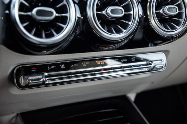Mercedes-Benz B-Klasse 250 e Business Solution Luxury Limited CARPLAY / AMBILIGHT / STOELVERWARMING / CAMERA / DEALER ONDERHOUDEN