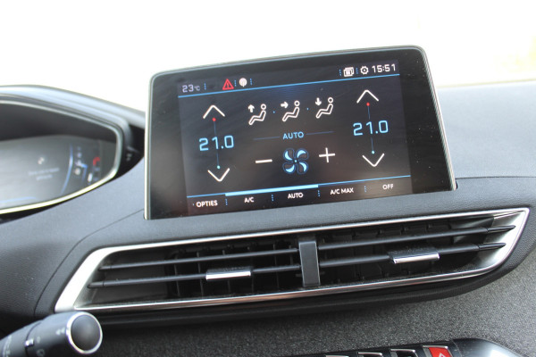 Peugeot 3008 1.2 PureTech Blue Lease Premium leder goed onderhouden distr rec afn trekhaak camera
