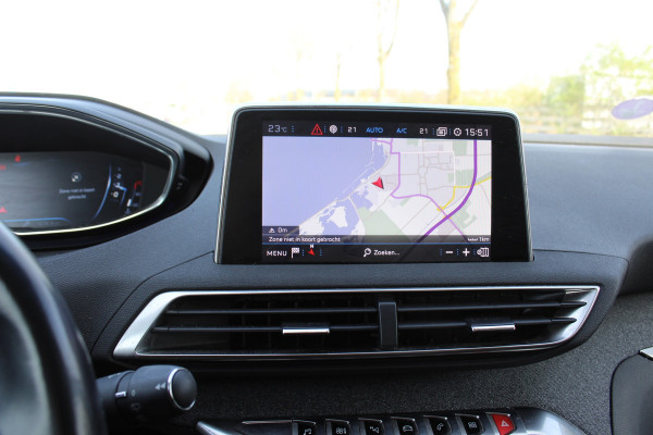 Peugeot 3008 1.2 PureTech Blue Lease Premium leder goed onderhouden distr rec afn trekhaak camera