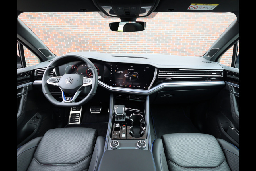 Volkswagen Touareg 3.0 TSi eHybrid 4MOTION R | Pano - DYNAUDIO