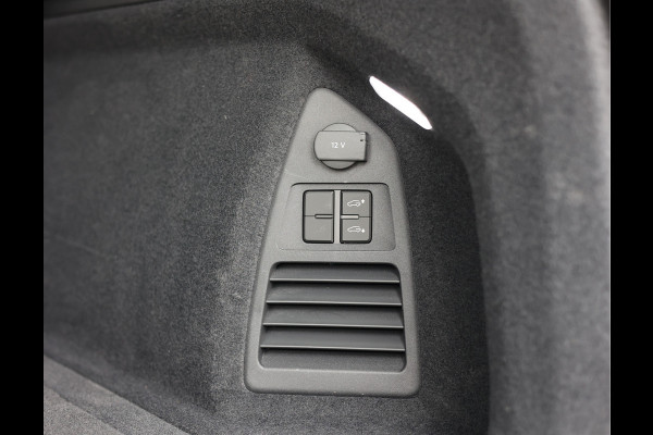 Volkswagen Touareg 3.0 TSi eHybrid 4MOTION R | Pano - DYNAUDIO