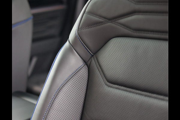 Volkswagen Touareg 3.0 TSi eHybrid 4MOTION R | Pano - DYNAUDIO