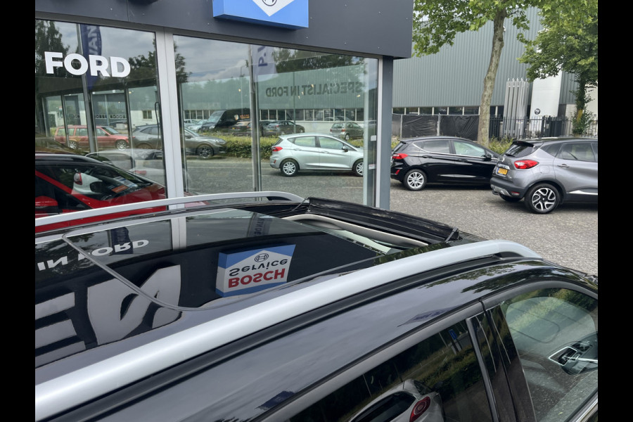 Ford Kuga 1.5 EcoBoost Vignale iAWD 176pk/129kW Automaat | Full Options | Panoramadak | Afn. trekhaak | Luxury Pack | Technology Pack | Driver Assistance Pack | etc. etc.
