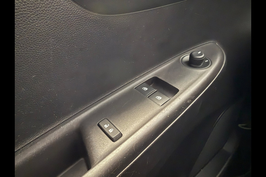 Opel KARL 1.0 Rocks Online Edition | Navigatie |