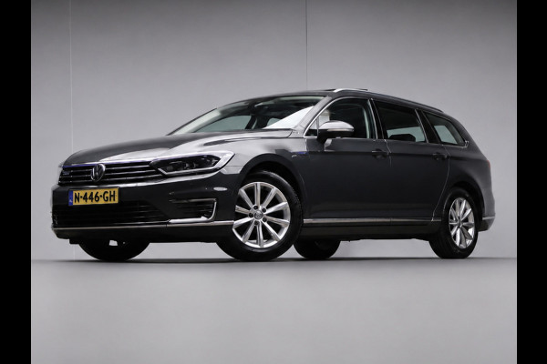 Volkswagen Passat Variant 1.4 TSI GTE Highline Sport (SCHUIFDAK,APPLE CARPLAY,LED,CAMERA,STOELVERWARMING,CLIMATE,CRUISE,LM VELGEN