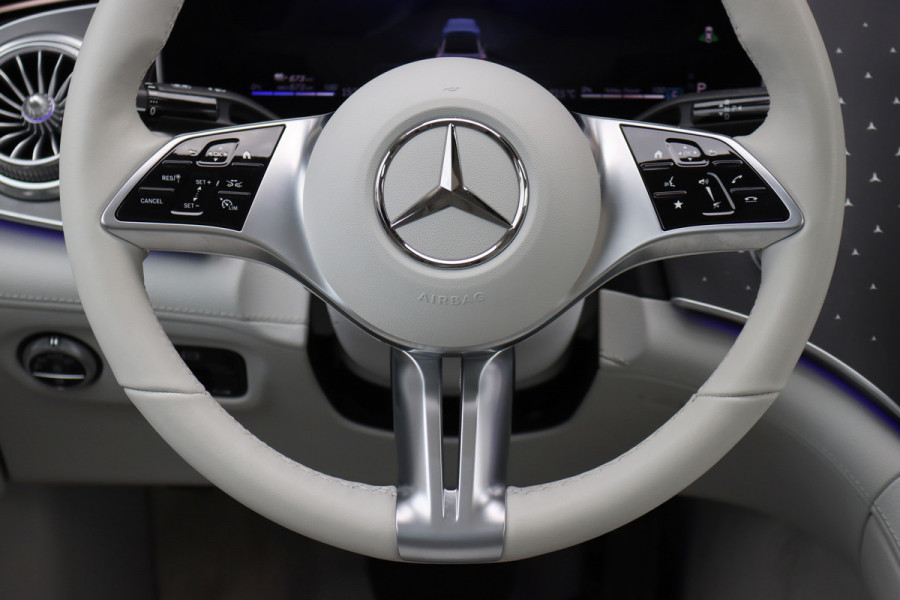 Mercedes-Benz EQE 350+ Launch Edition Luxury Line 91 kWh | Distronic | Panoramadak | Memory | Leder | Camera | HUD | Keyless Go | Verwarmd Stuurwiel | High Perf. LED |