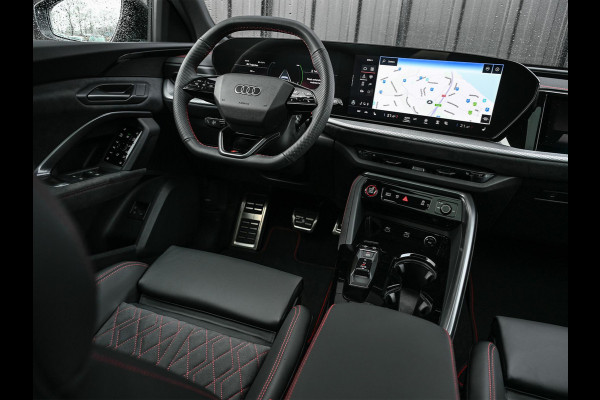 Audi Q5 Sportback 2.0 TFSI e-hybrid quattro S edition | Luchtvering | S-stoelen | Panoramadak | Elektr. trekhaak | Digital Oled | Adaptive Cruise | Tech Plus | 360 Camera | Memory | Ambiance interieur |